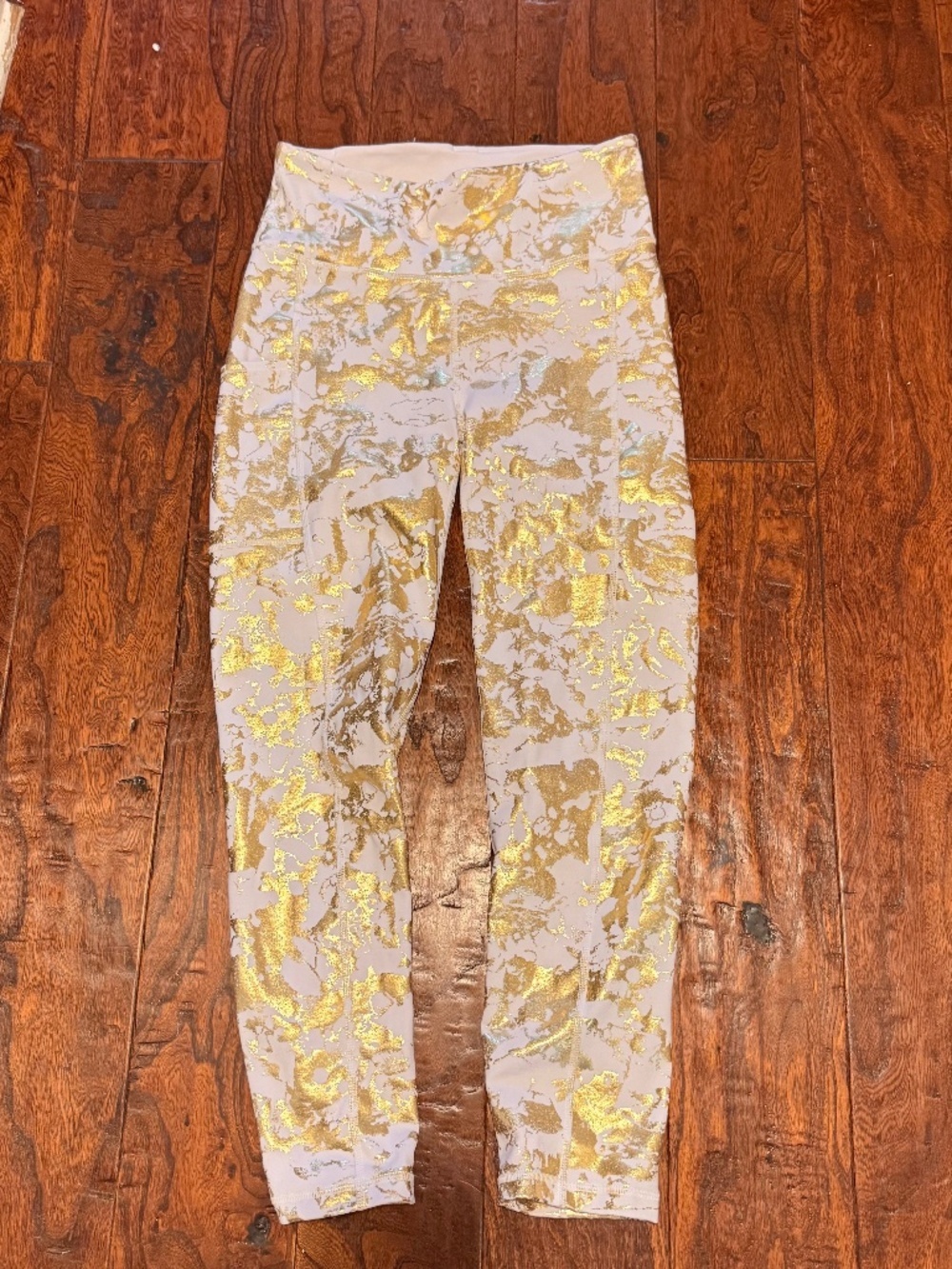 Lilly Pulitzer Luxletic Weekender Leggings in Shoreline Foil S